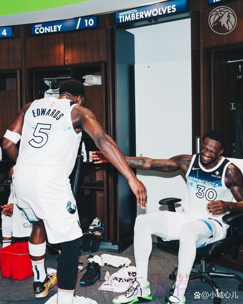 兰德尔侵略性十足 撞翻申京暴扣得手